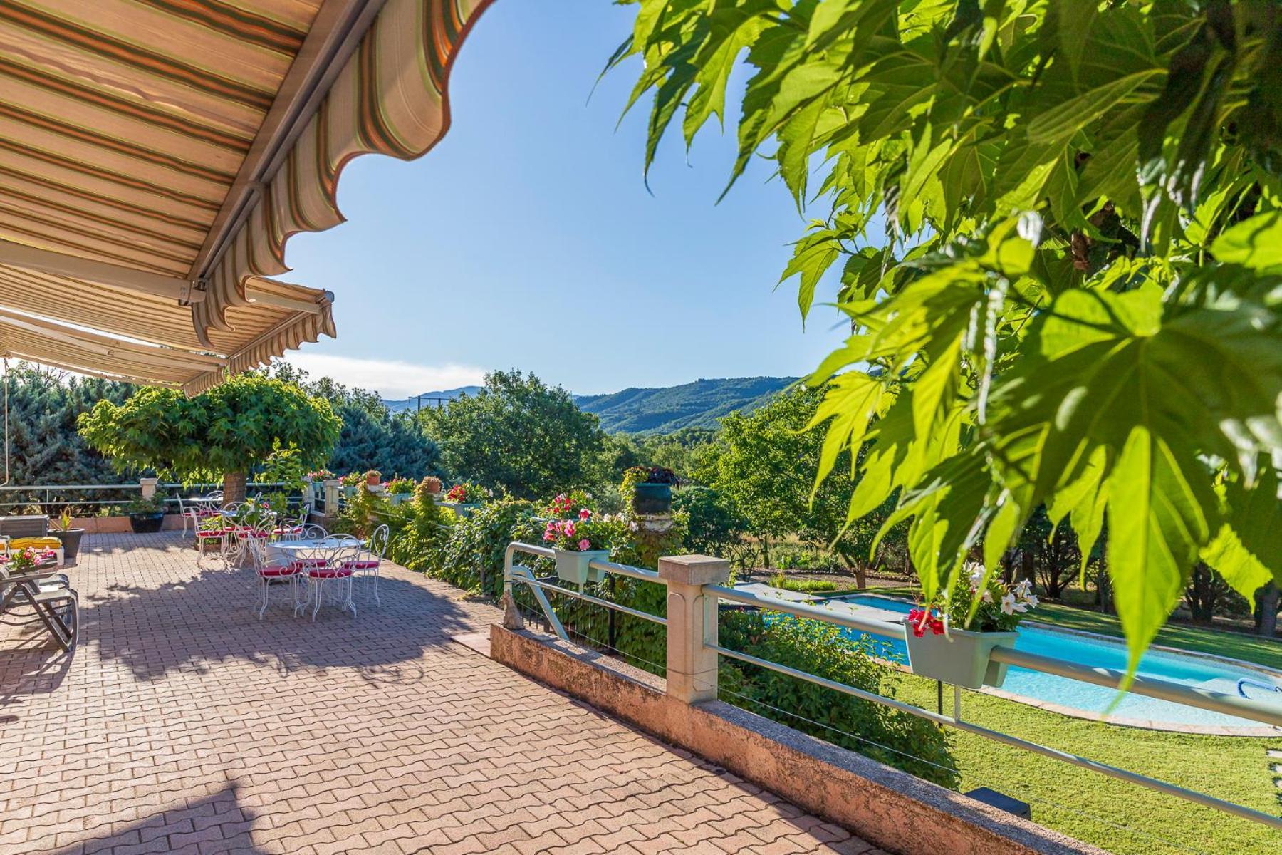 La Bastide Des Roses Bed & Breakfast Saint-Julien-d'Asse Dış mekan fotoğraf