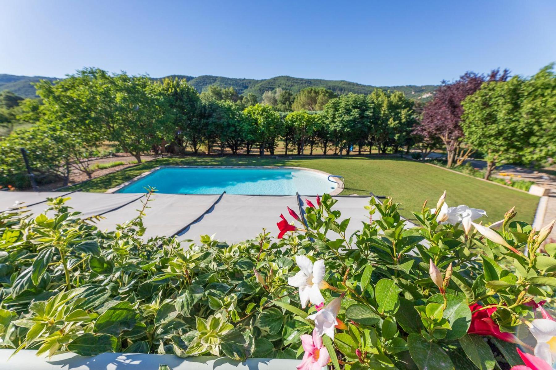 La Bastide Des Roses Bed & Breakfast Saint-Julien-d'Asse Dış mekan fotoğraf