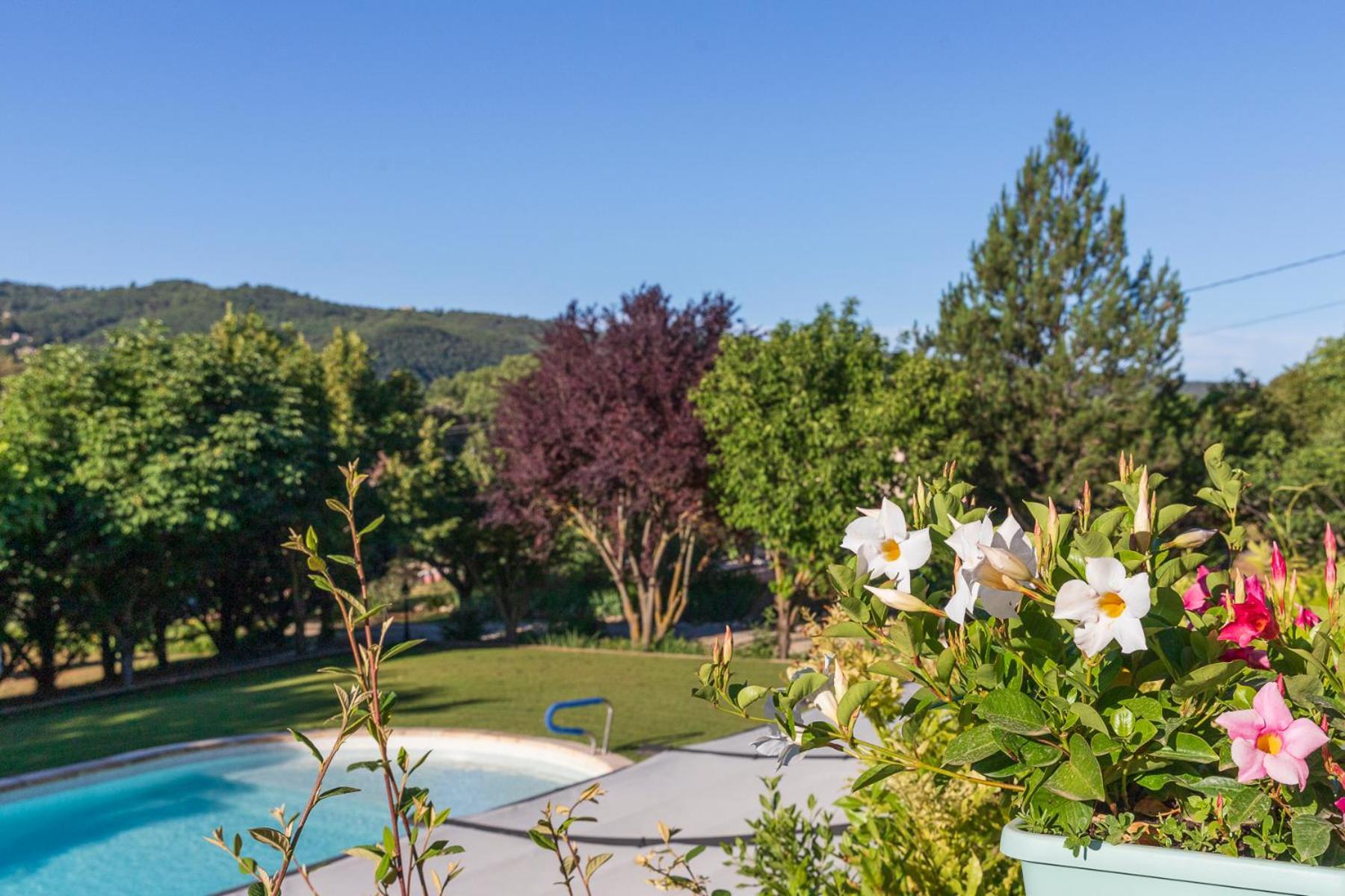 La Bastide Des Roses Bed & Breakfast Saint-Julien-d'Asse Dış mekan fotoğraf