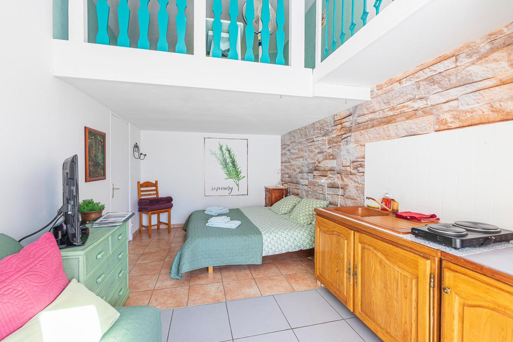 La Bastide Des Roses Bed & Breakfast Saint-Julien-d'Asse Dış mekan fotoğraf