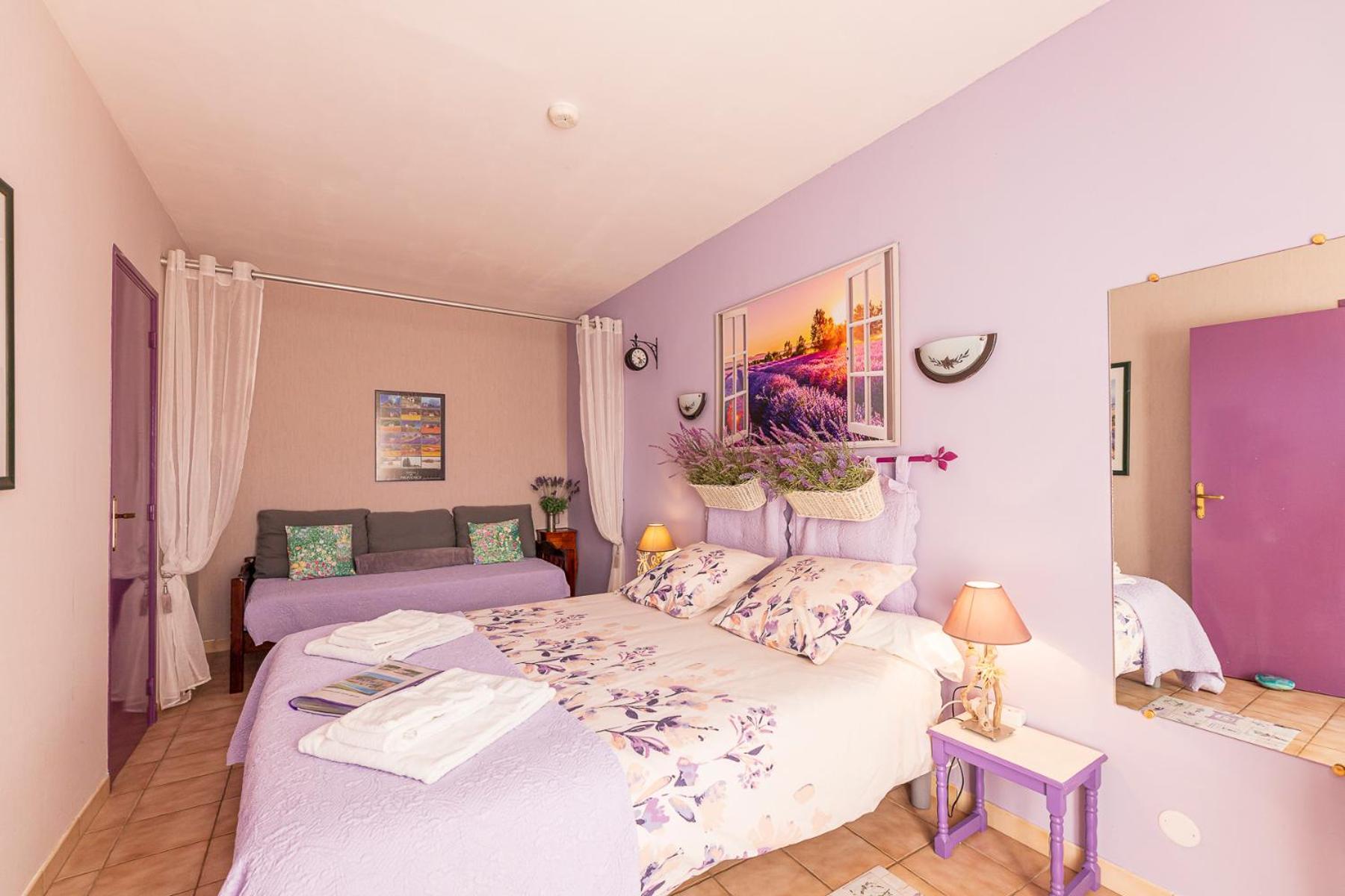 La Bastide Des Roses Bed & Breakfast Saint-Julien-d'Asse Dış mekan fotoğraf